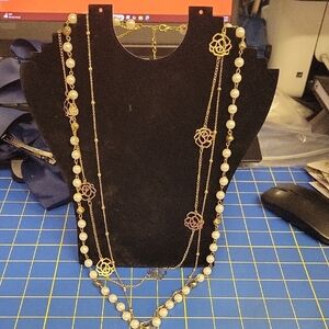 VINTAGE Rose Gold White Pearl Faux 38" Necklace